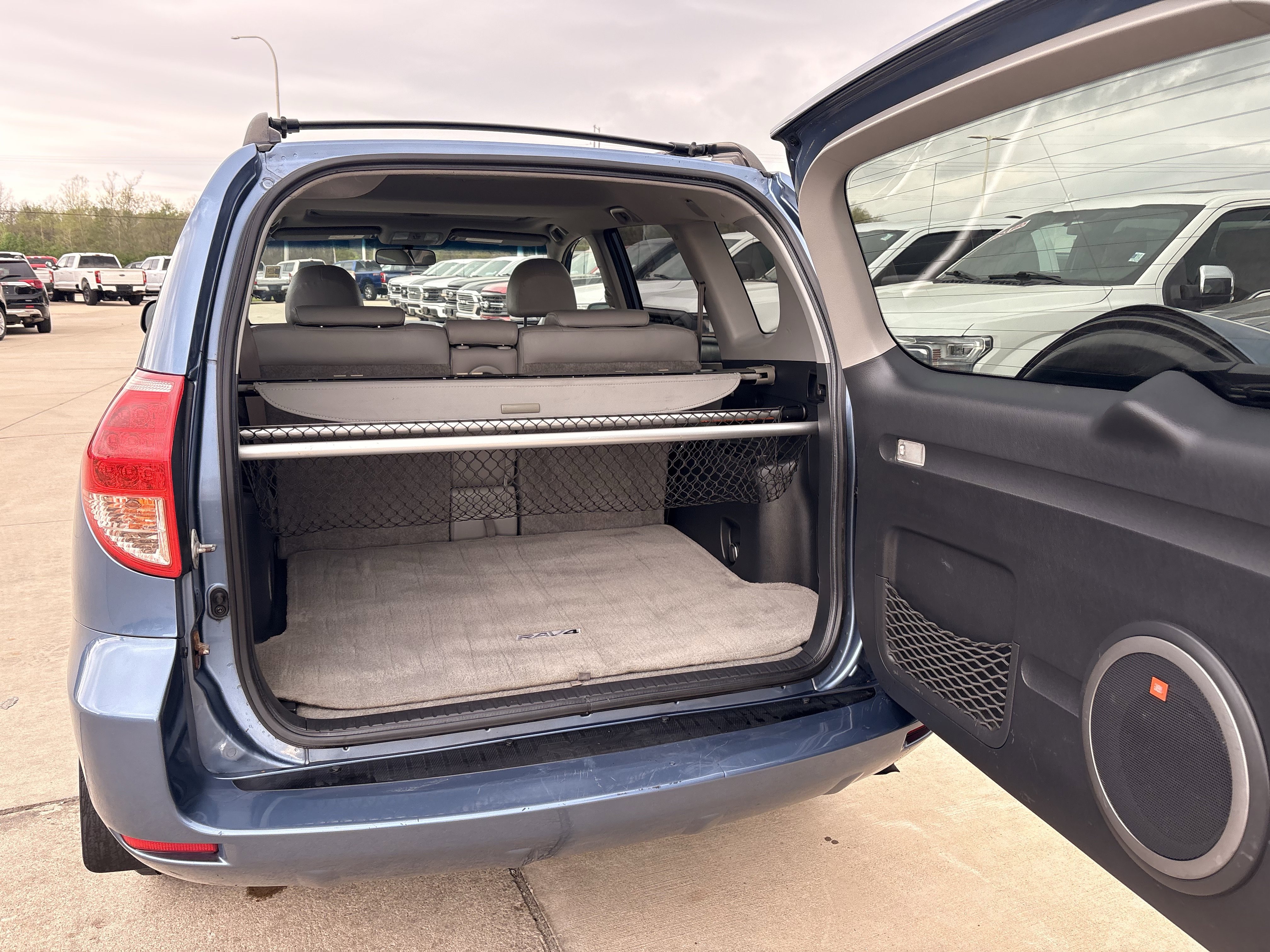 Used 2008 Toyota RAV4 Limited image 6
