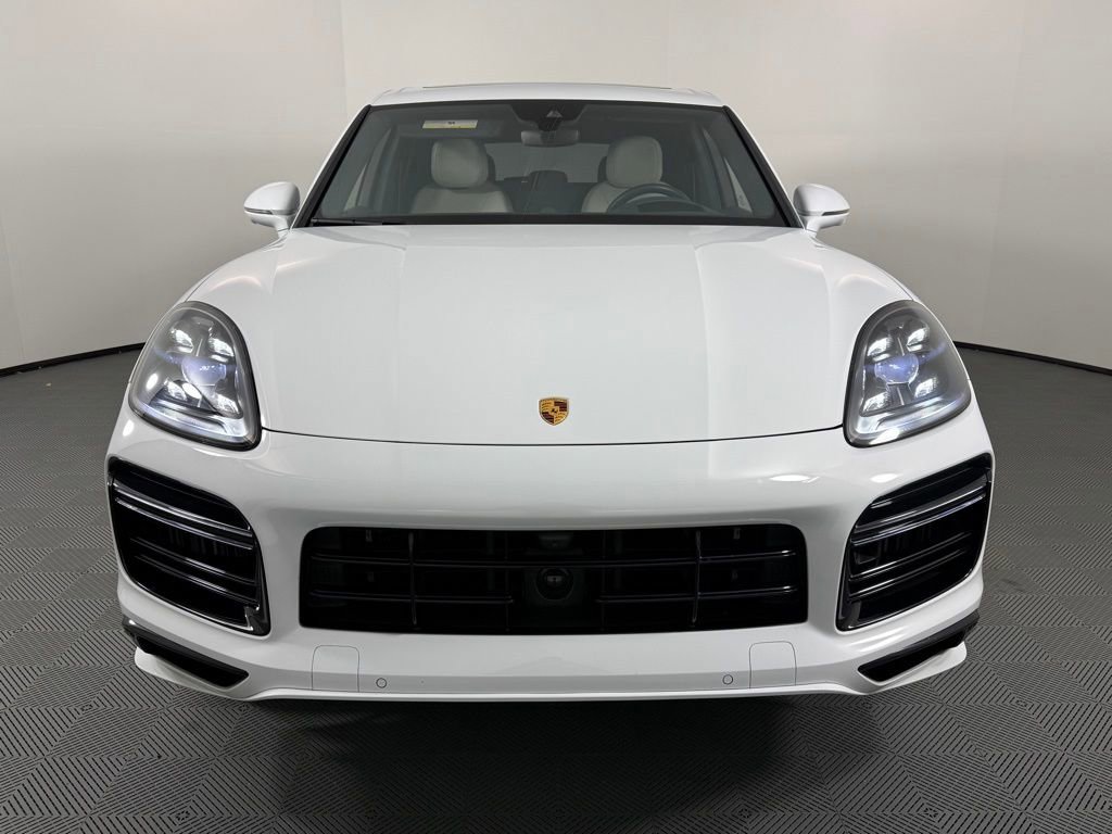 Certified 2023 Porsche Cayenne Turbo image 10