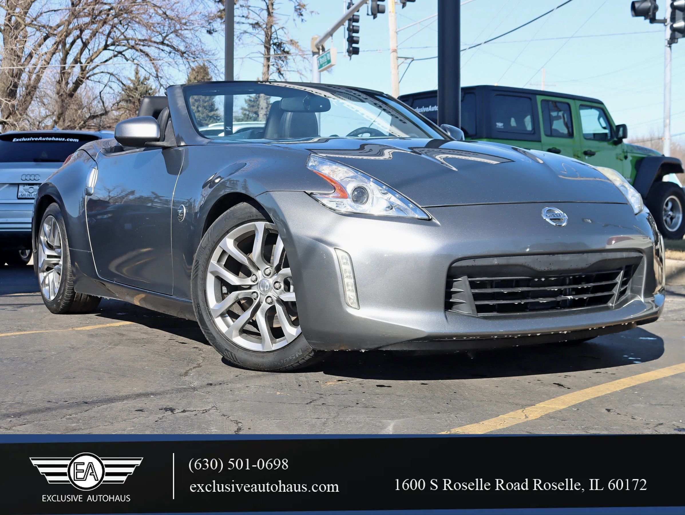 Used 2013 Nissan 370Z Touring RWD image 1