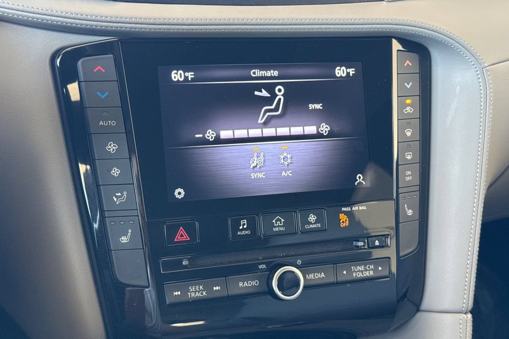 Used 2023 INFINITI QX50 Luxe AWD/4WD image 18
