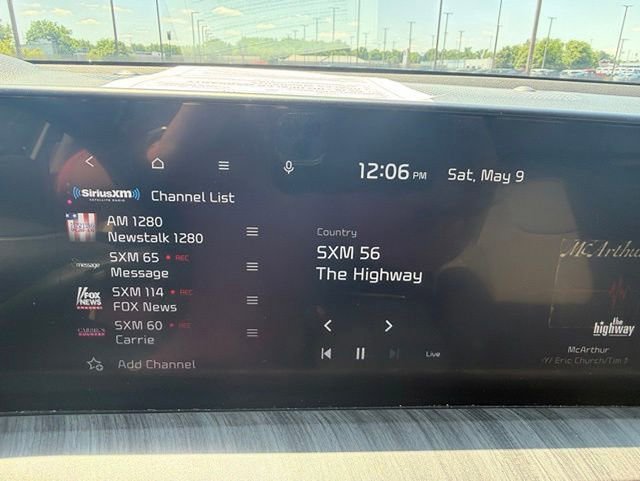 Used 2025 Kia Telluride EX w/ EX Captain's Chair Package FWD image 20