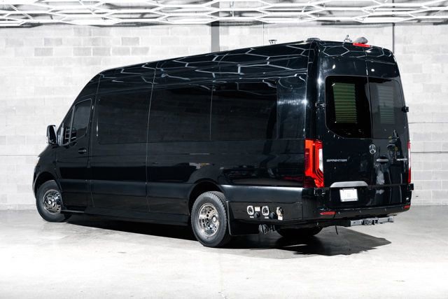 Used 2021 Mercedes-Benz Sprinter 3500 image 5