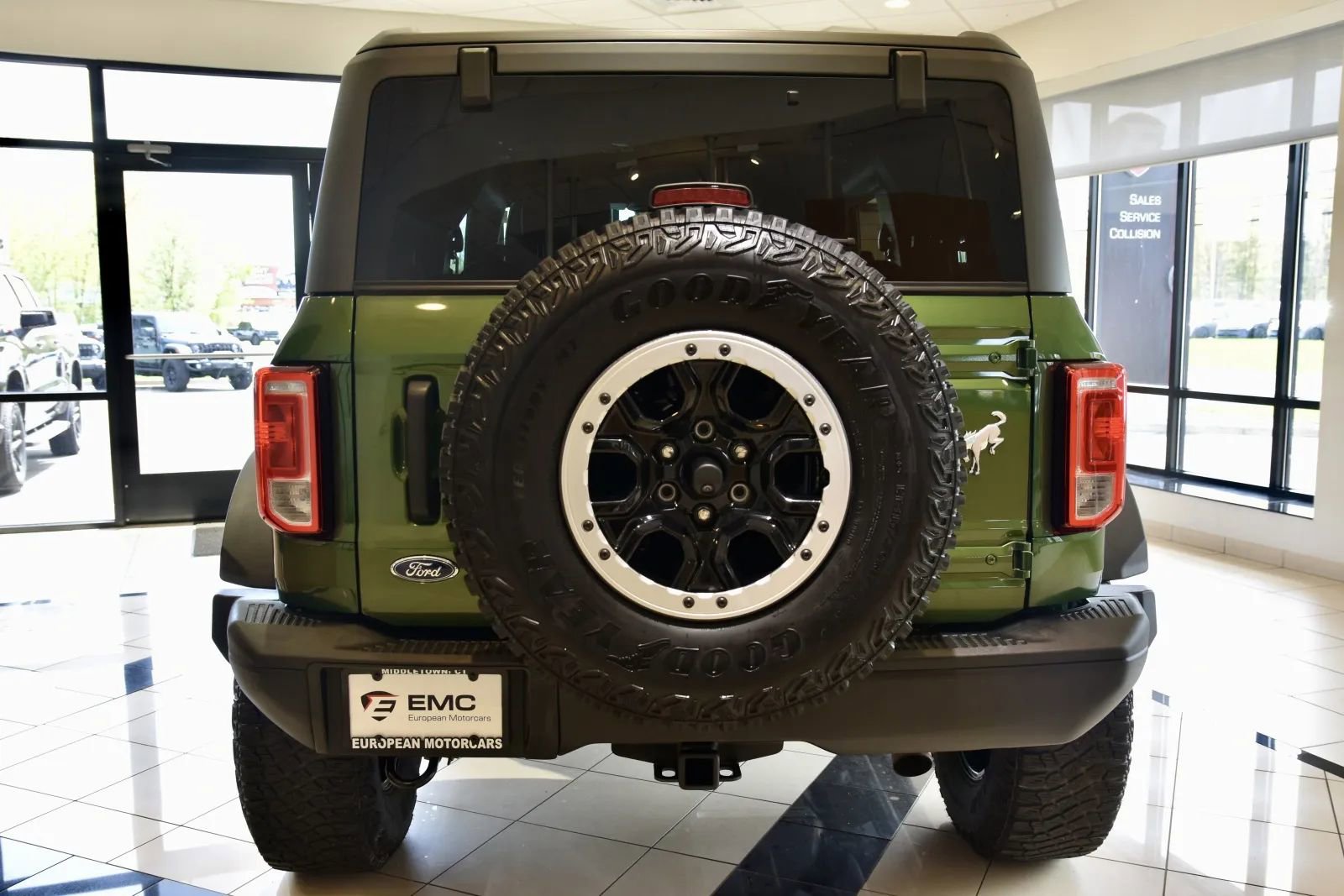 Used 2022 Ford Bronco Black Diamond w/ Sasquatch Package AWD/4WD image 5