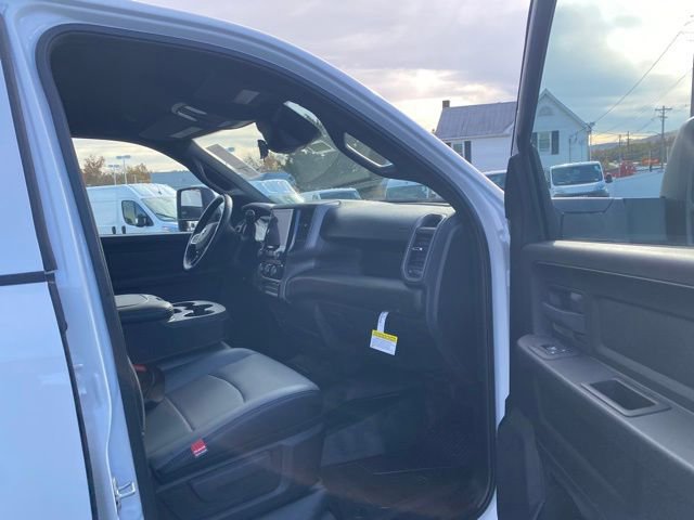 New 2026 RAM 5500 Tradesman w/ Chrome Appearance Group image 27