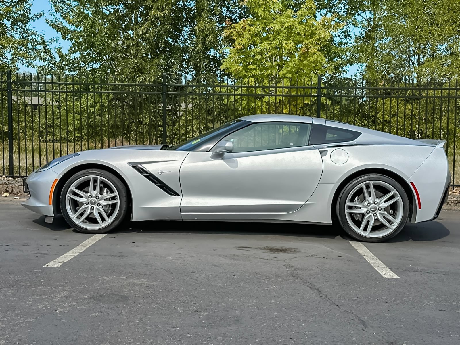 Used 2015 Chevrolet Corvette Stingray Coupe w/ 2LT Preferred Equipment Group RWD image 6