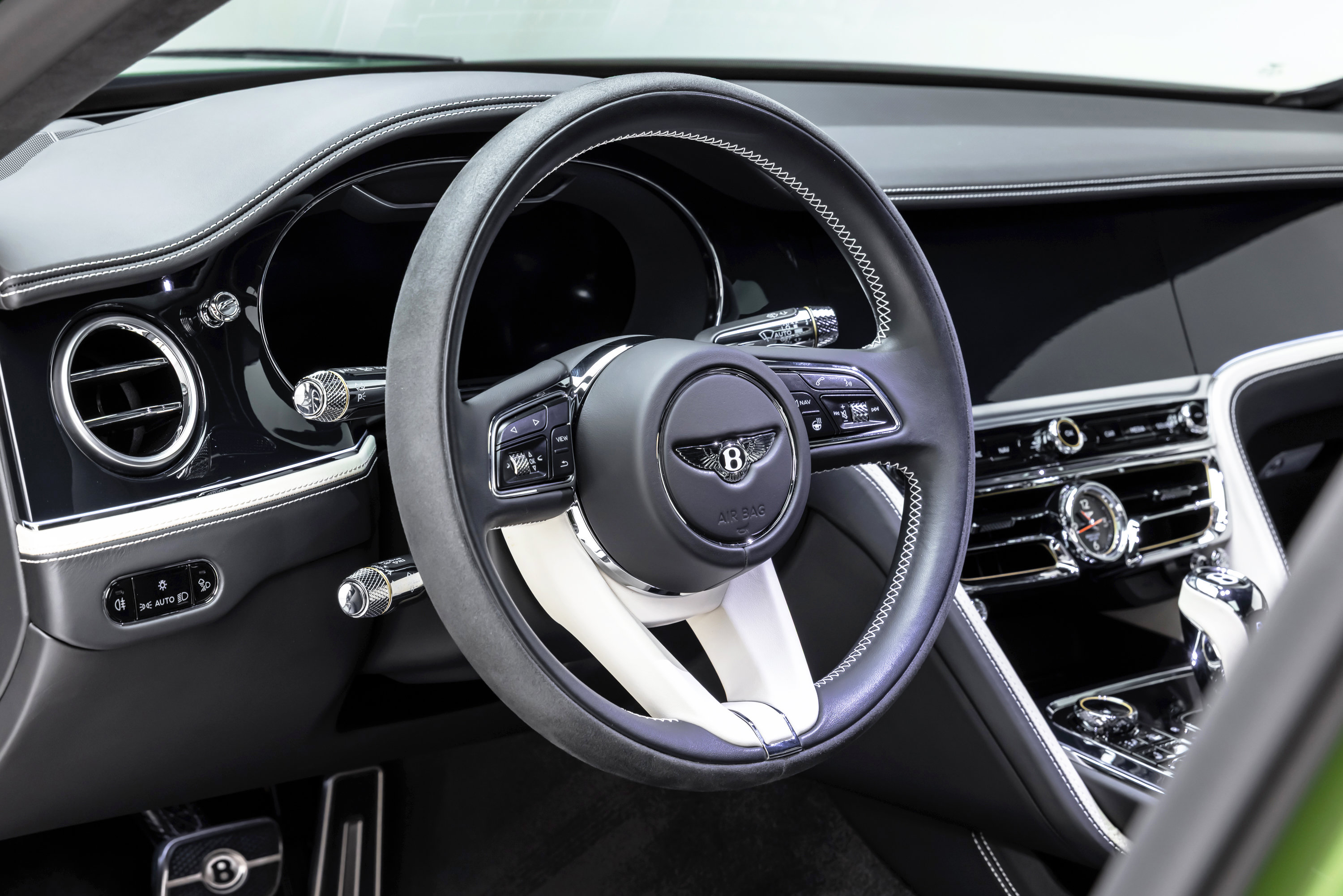 Used 2024 Bentley Flying Spur W12 AWD/4WD image 78