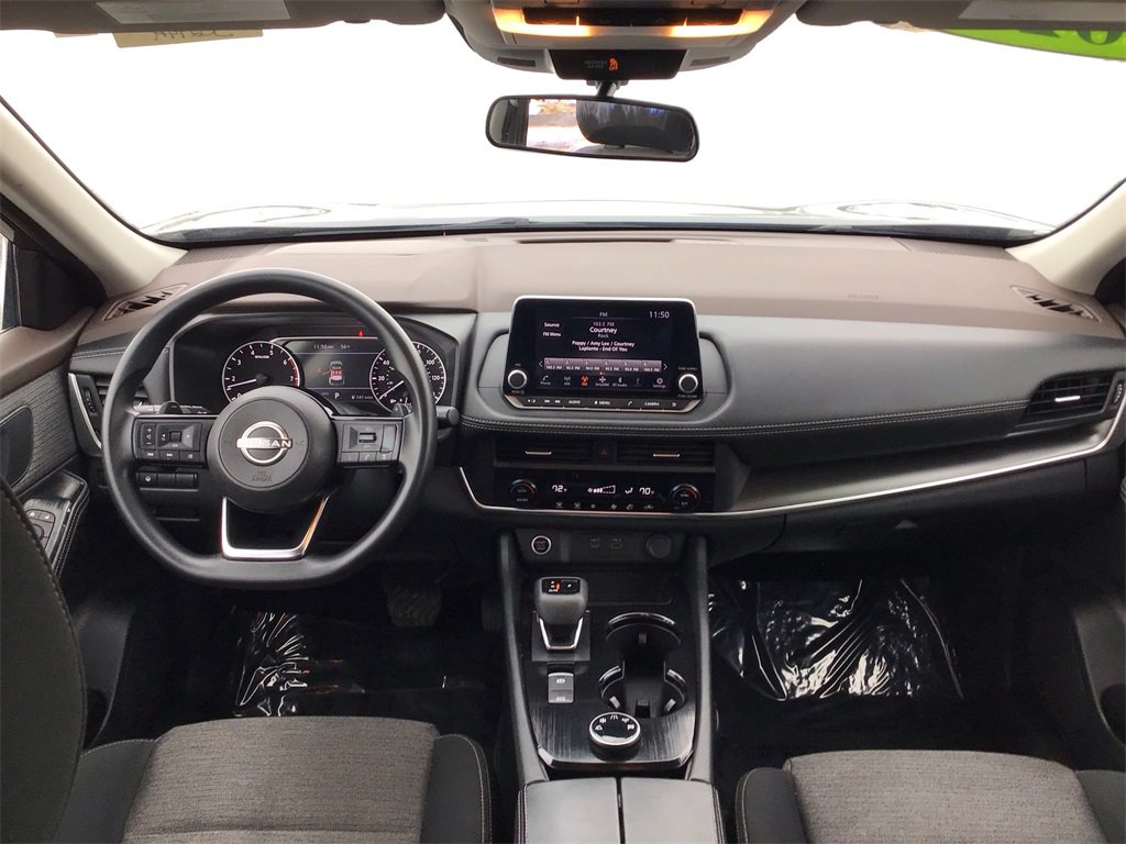 Used 2023 Nissan Rogue SV image 22