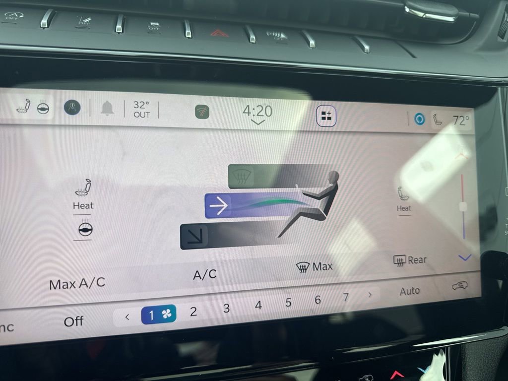 New 2026 Jeep Grand Cherokee Limited image 19