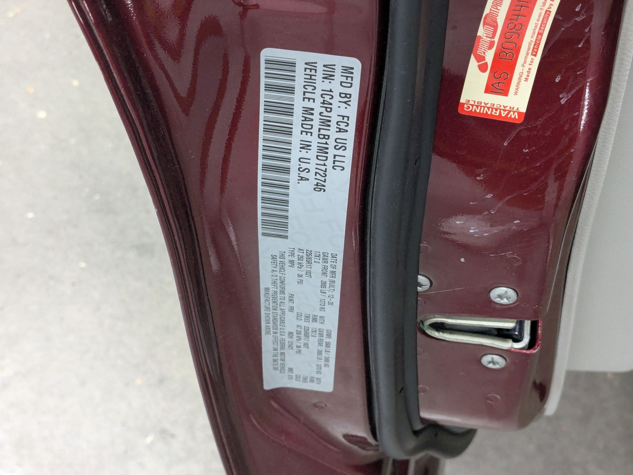 Used 2021 Jeep Cherokee Latitude Plus AWD/4WD image 26