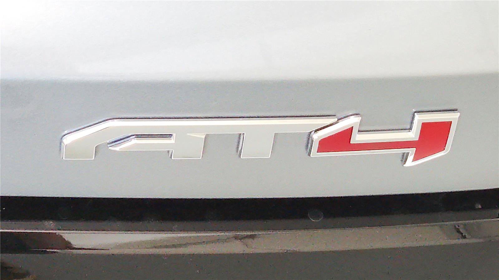 New 2026 GMC Terrain AT4 AWD/4WD image 26