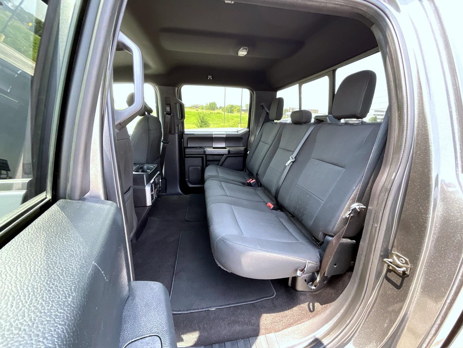 Used 2020 Ford F150 XLT w/ Equipment Group 302A Luxury AWD/4WD image 19