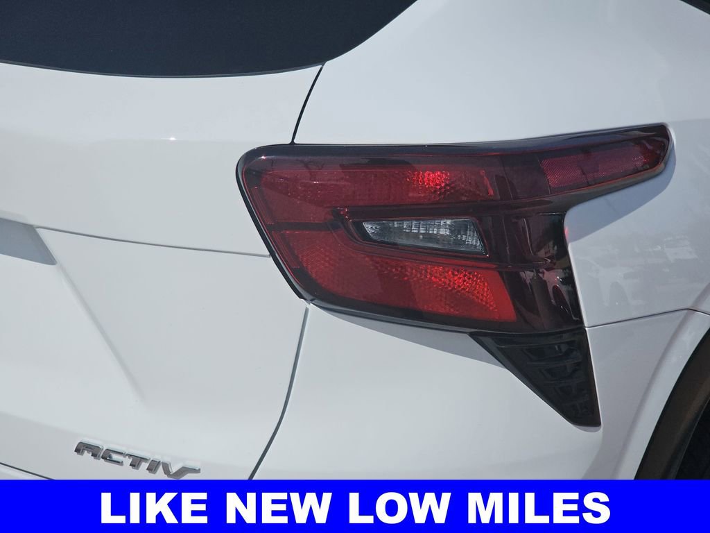 Used 2025 Chevrolet Trax ACTIV w/ Driver Confidence Package image 39