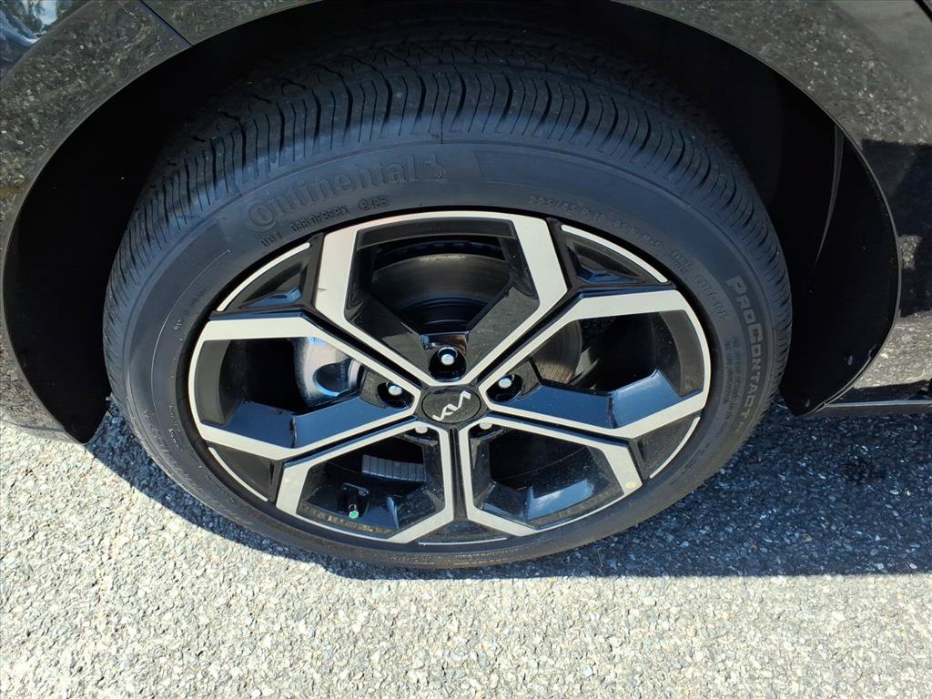 New 2026 Kia Niro SX Touring FWD image 14