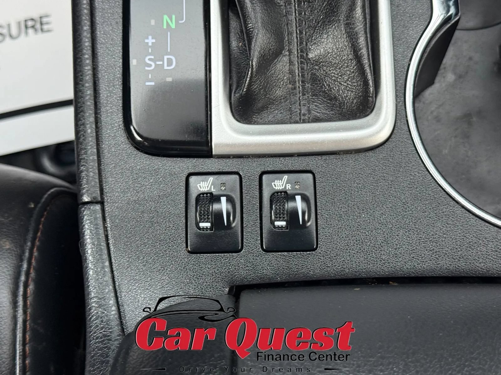 Used 2019 Toyota Highlander XLE w/ Preferred Accessory Package AWD/4WD image 32
