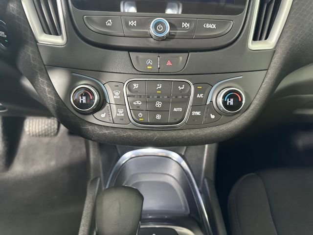 Used 2023 Chevrolet Malibu LT FWD image 23