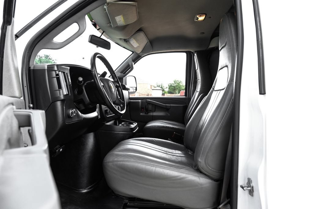 Used 2023 Chevrolet Express 2500 Extended w/ Driver Convenience Package RWD image 3