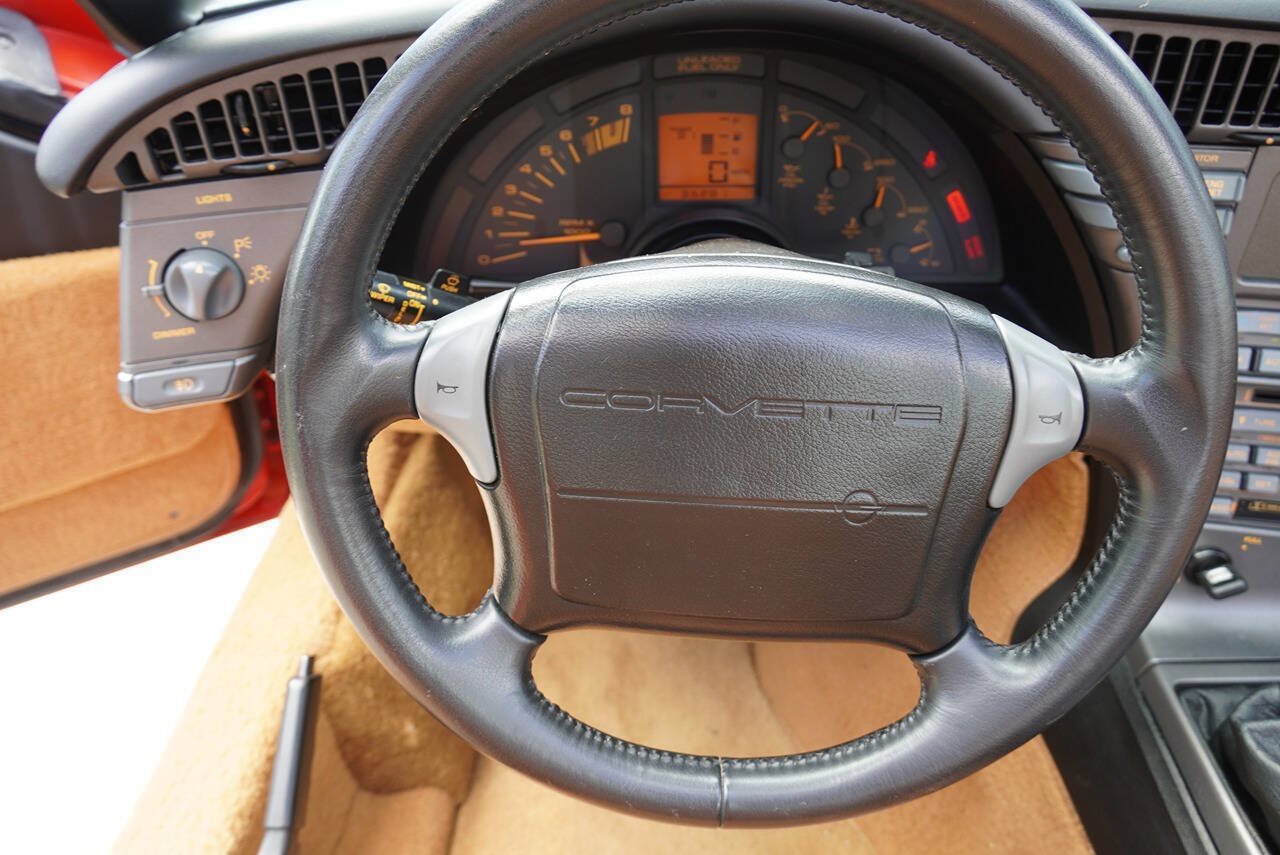 Used 1990 Chevrolet Corvette ZR-1 RWD image 23