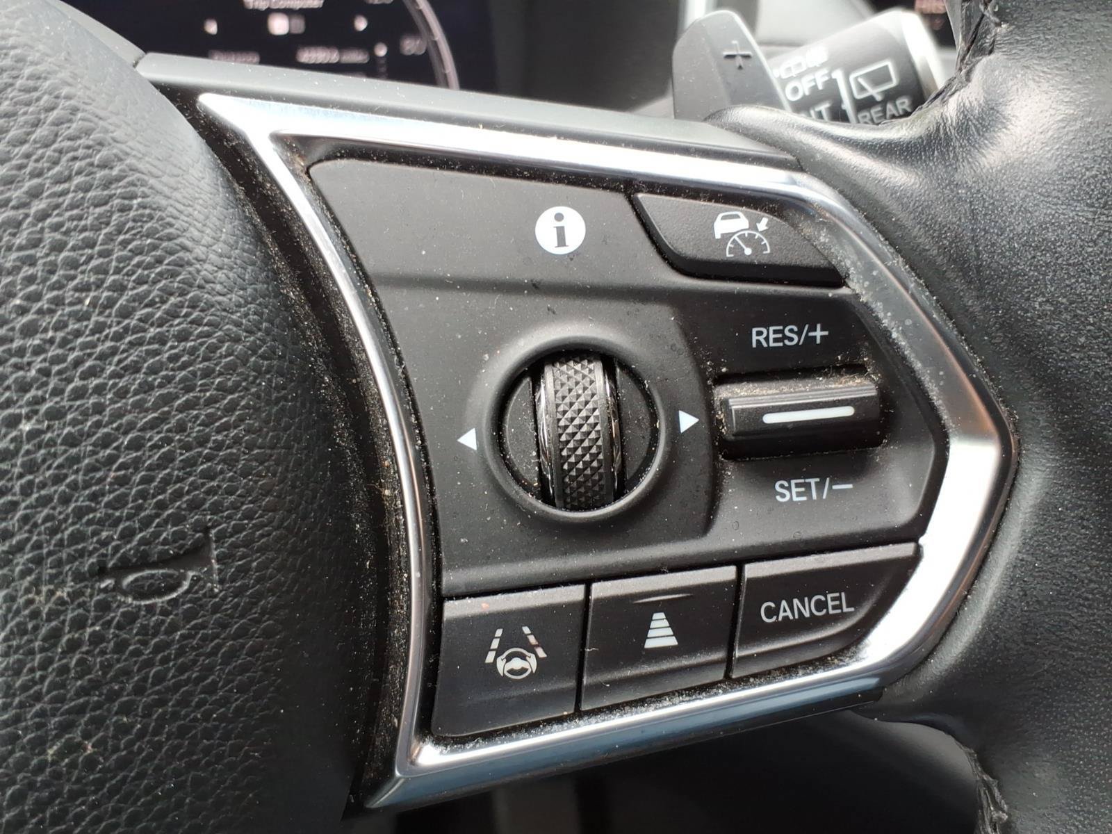 Used 2023 Acura MDX w/ Technology Package AWD/4WD image 16