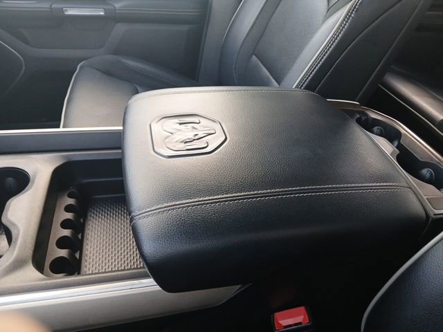 Used 2022 RAM 1500 Laramie image 30