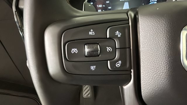 Used 2024 GMC Sierra 1500 AT4 w/ Technology Package AWD/4WD image 15