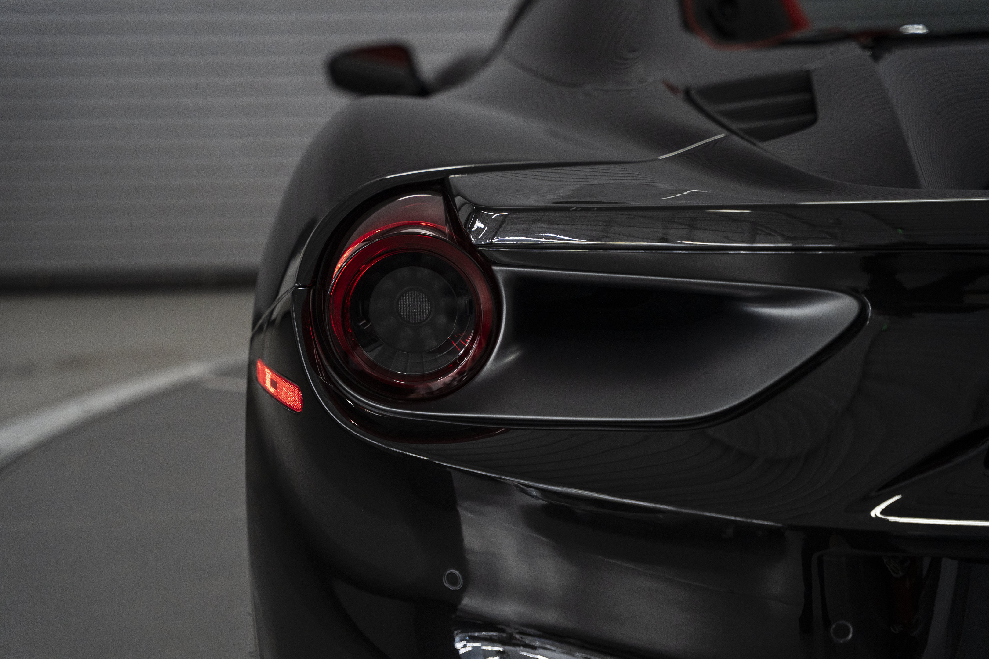 Used 2016 Ferrari 488 Spider RWD image 17