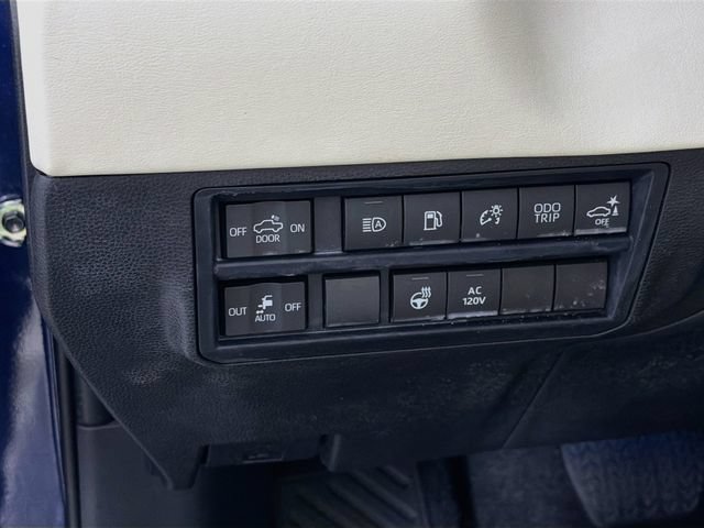 Used 2022 Toyota Tundra 1794 Edition w/ Advanced Package AWD/4WD image 12