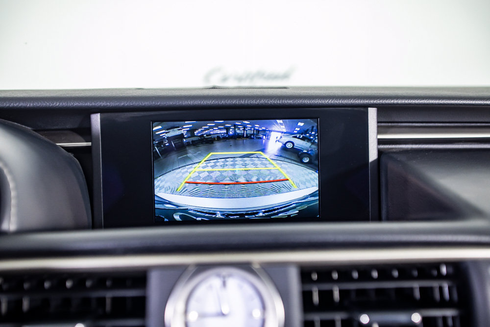 Used 2016 Lexus RC 200t RWD image 27