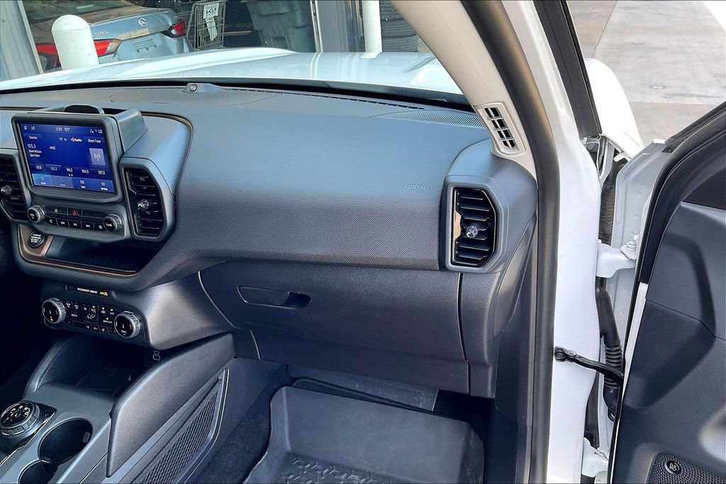 Used 2024 Ford Bronco Sport Outer Banks w/ Tech Package AWD/4WD image 16
