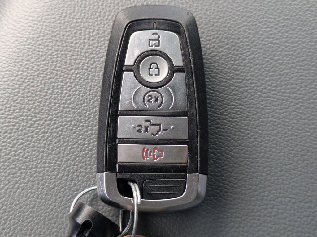 Used 2021 Ford F150 Lariat image 31