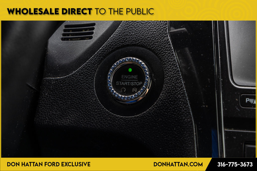 Used 2018 Ford Explorer XLT w/ Equipment Group 202A AWD/4WD image 15