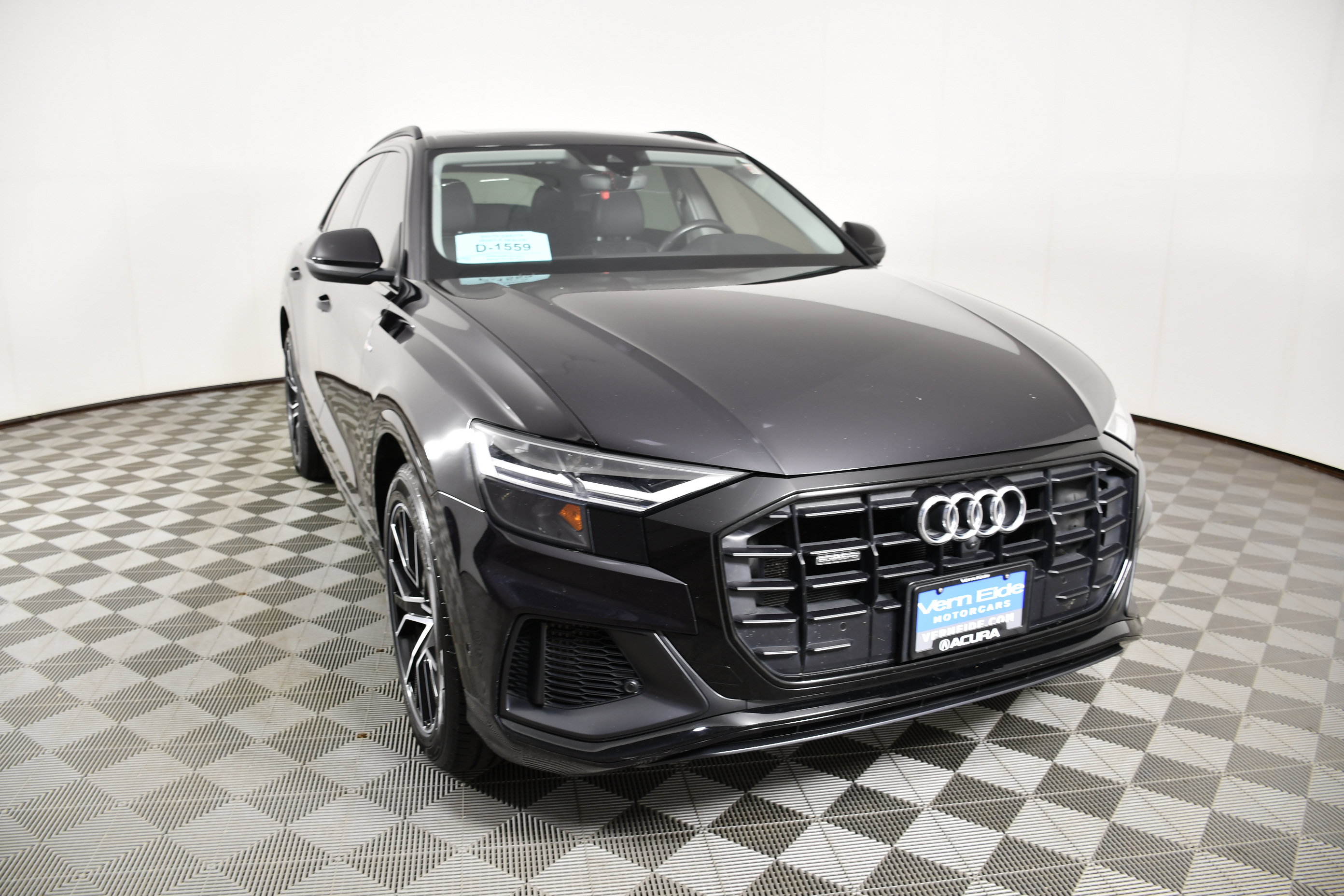 Used 2020 Audi Q8 Premium Plus w/ Premium Plus Package AWD/4WD image 3