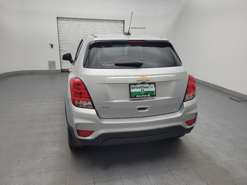 Used 2018 Chevrolet Trax LS w/ LPO, Protection Package FWD image 6
