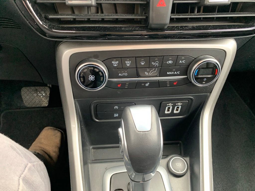 Used 2021 Ford EcoSport Titanium image 19
