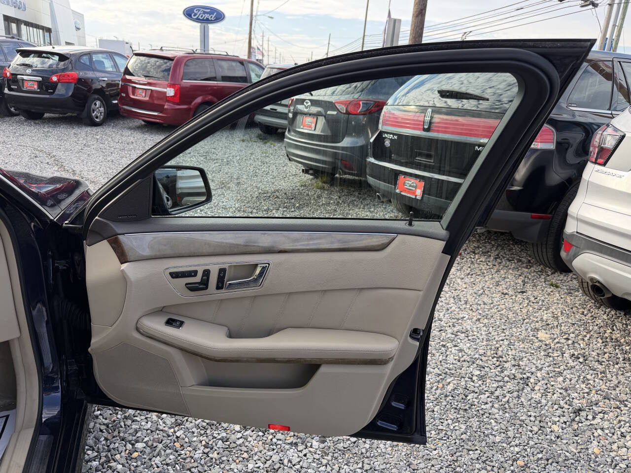 Used 2011 Mercedes-Benz E 350 4MATIC Wagon image 13