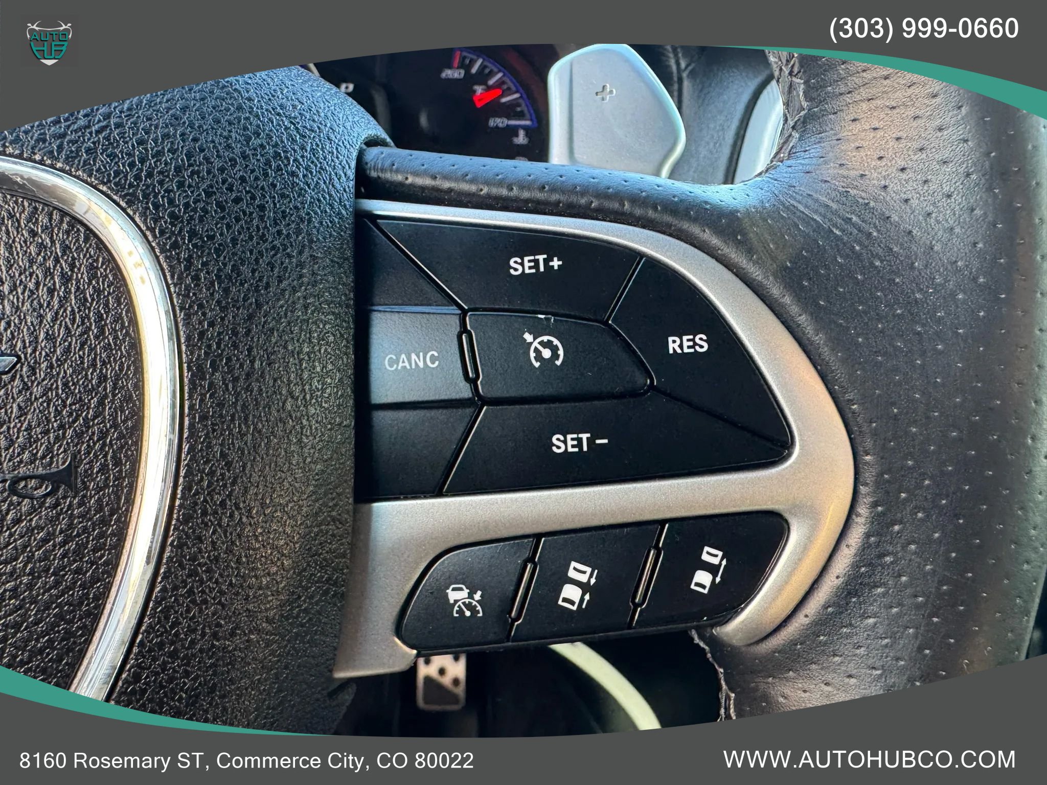 Used 2018 Jeep Grand Cherokee SRT w/ Trailer Tow Group IV AWD/4WD image 17