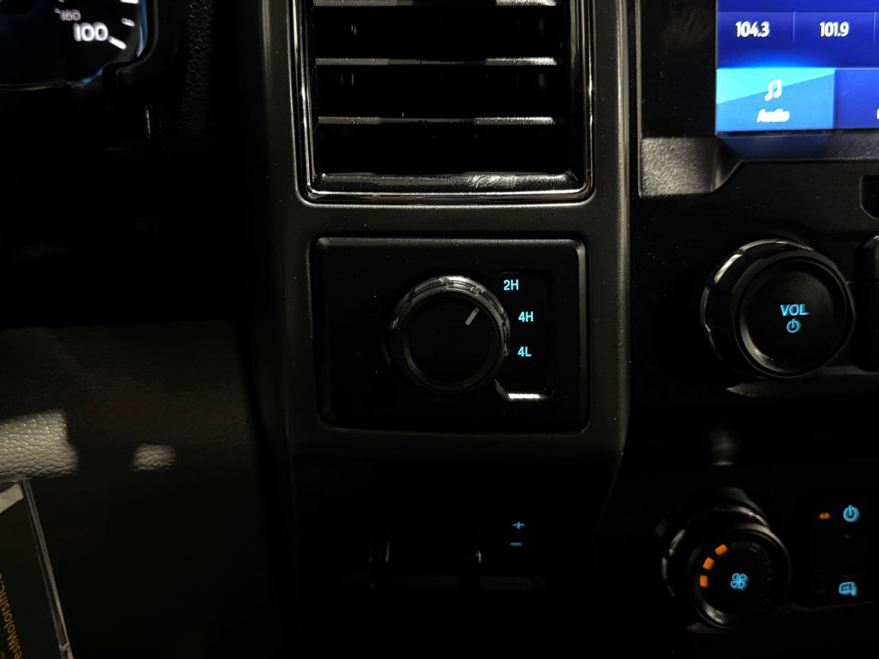 Used 2020 Ford F450 XLT AWD/4WD image 26