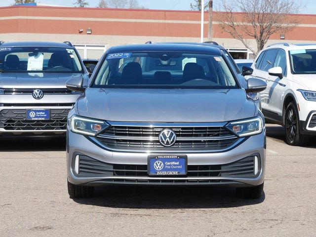 Certified 2022 Volkswagen Jetta SEL image 2