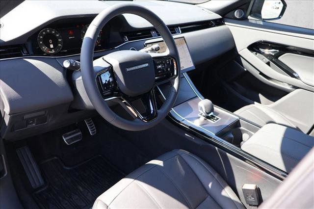 New 2026 Land Rover Range Rover Evoque Dynamic SE AWD/4WD image 13