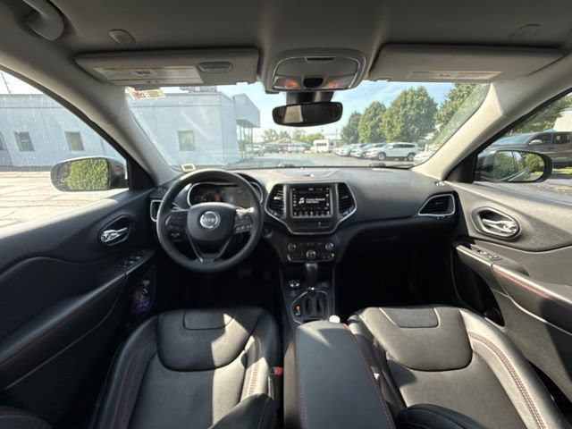 Used 2022 Jeep Cherokee Trailhawk w/ Sound & Nav Group AWD/4WD image 15