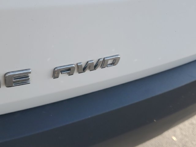 Certified 2024 Chevrolet Traverse LS w/ Safety Package AWD/4WD image 6