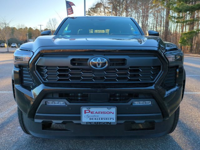 Used 2026 Toyota Tacoma TRD Off-Road w/ TRD Off Road Upgrade Package AWD/4WD image 9