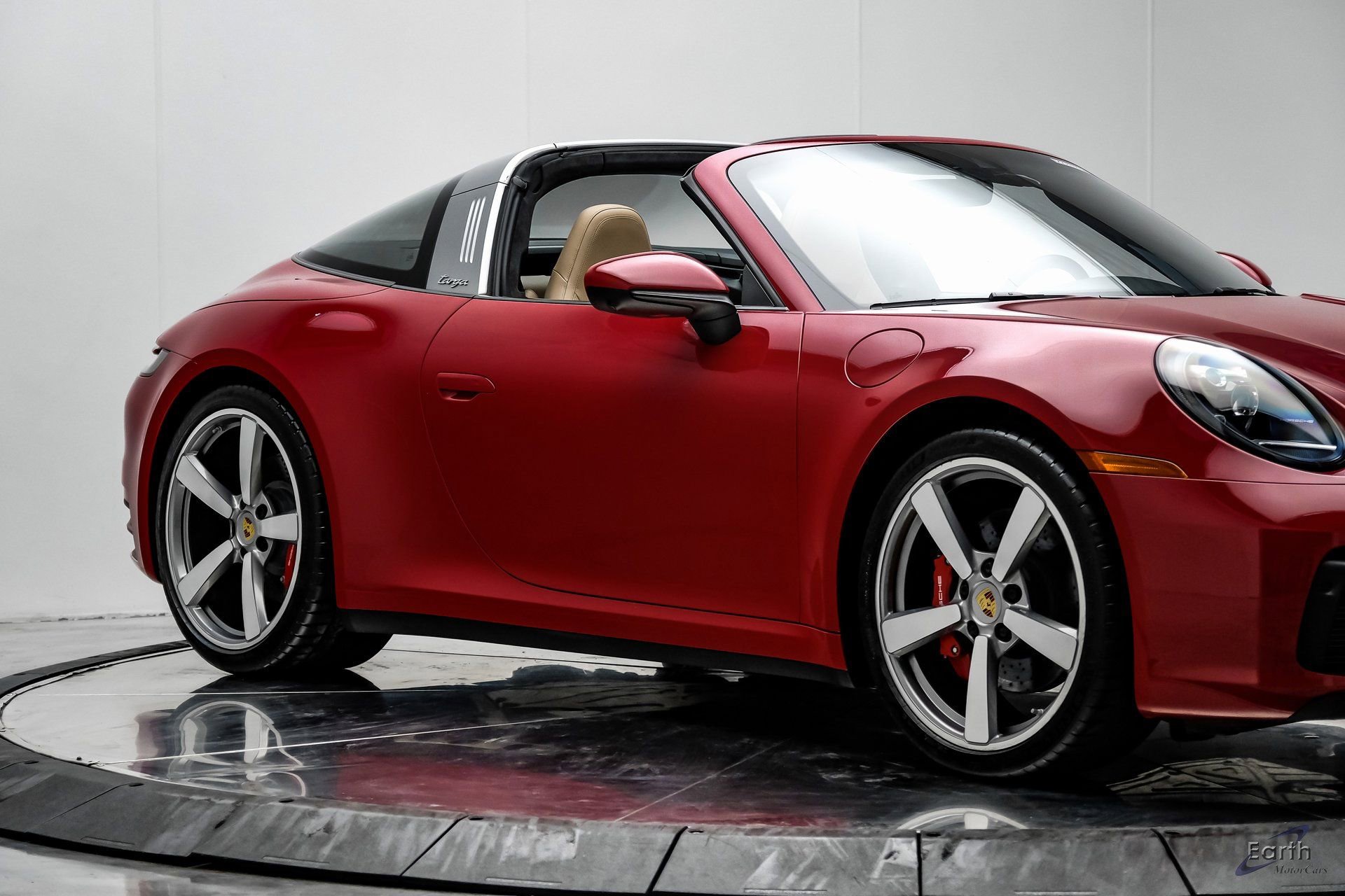 Used 2021 Porsche 911 Targa 4S Heritage Design image 31