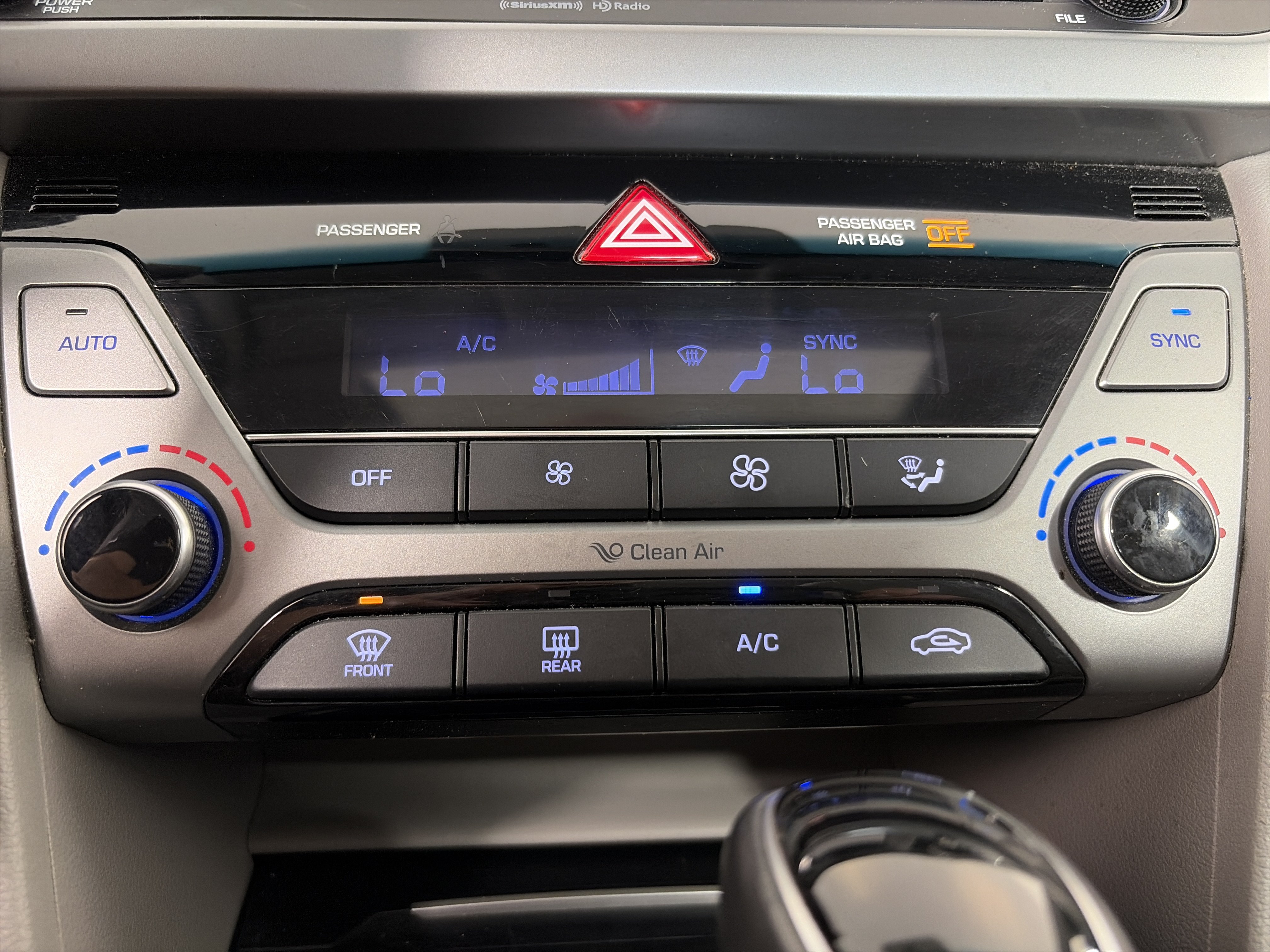 Used 2018 Hyundai Elantra Value Edition w/ Cargo Package FWD image 22