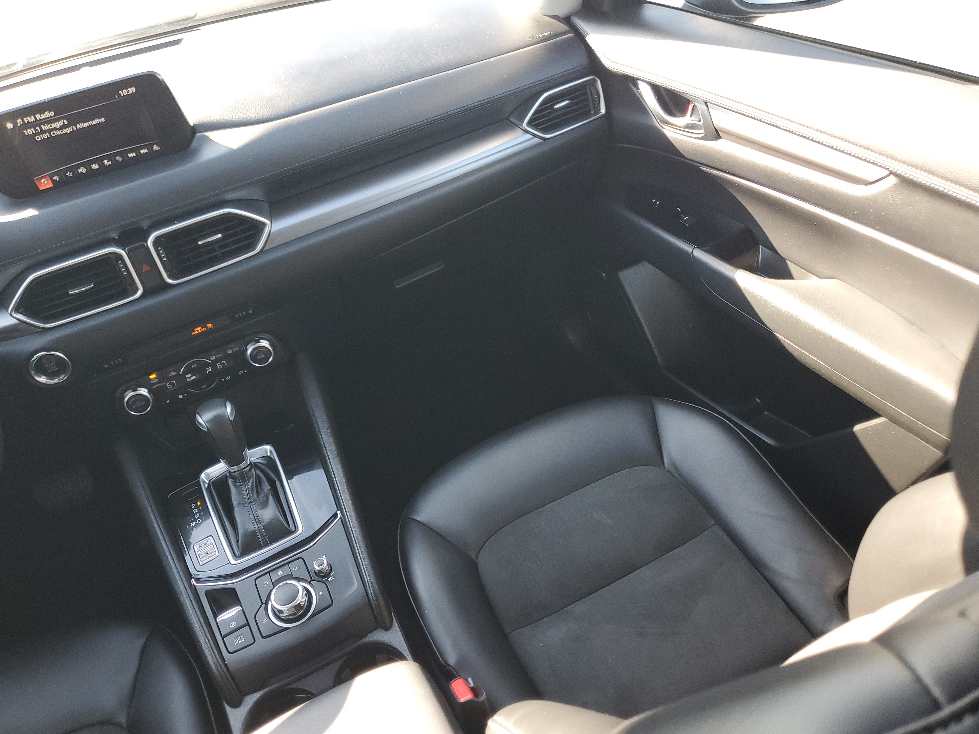 Used 2018 MAZDA CX-5 Touring w/ Preferred Equipment Package AWD/4WD image 17