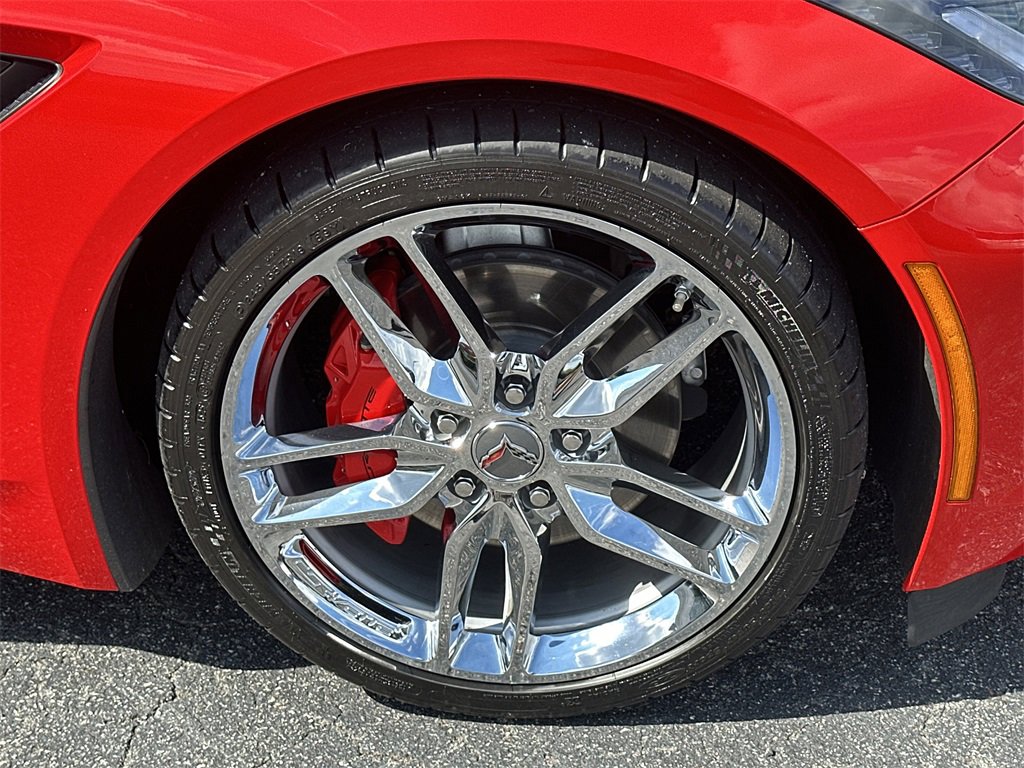 Used 2019 Chevrolet Corvette Stingray Coupe w/ 2LT Preferred Equipment Group image 12