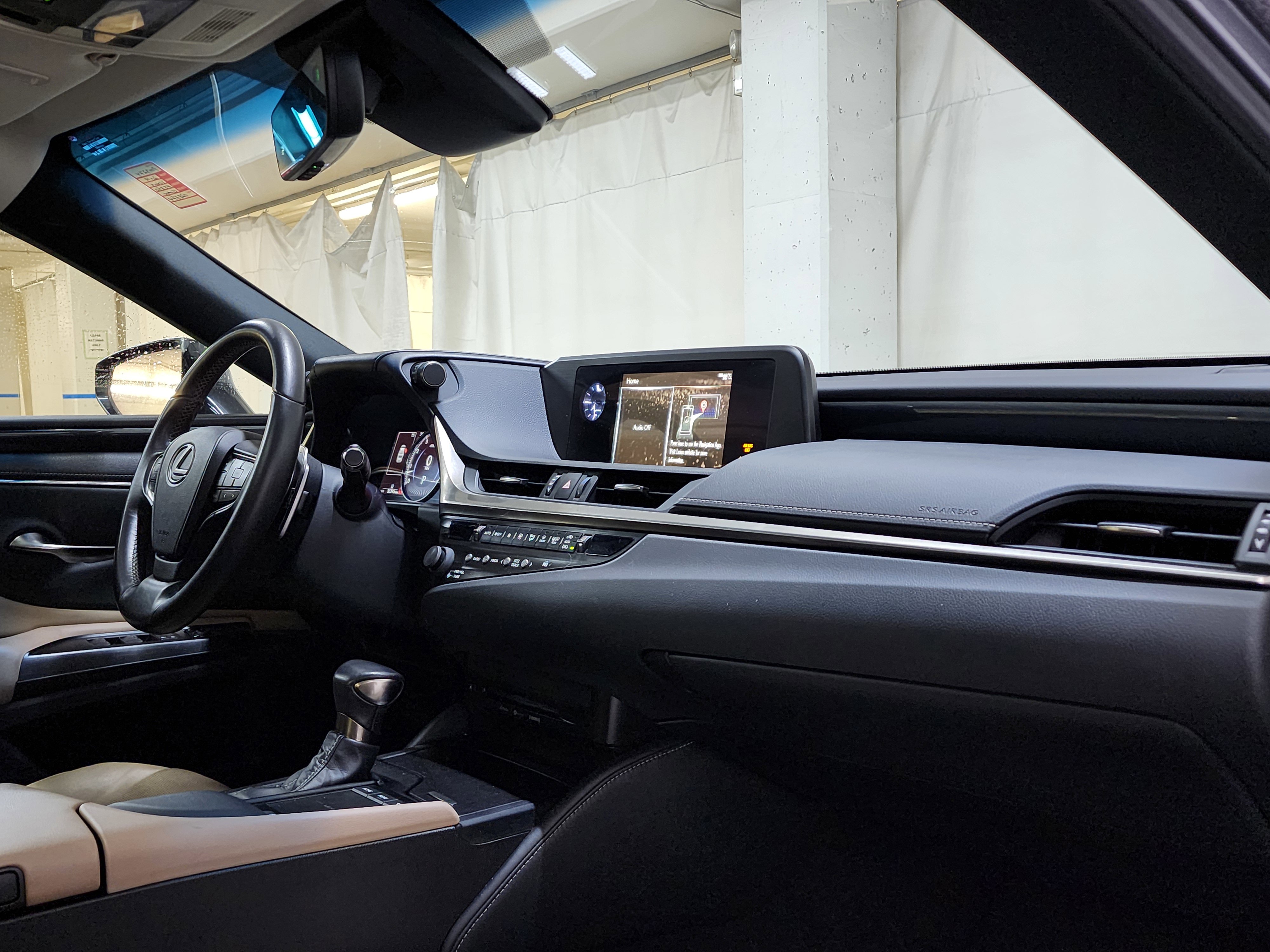 Used 2019 Lexus ES 350 w/ Accessory Package 2 image 22