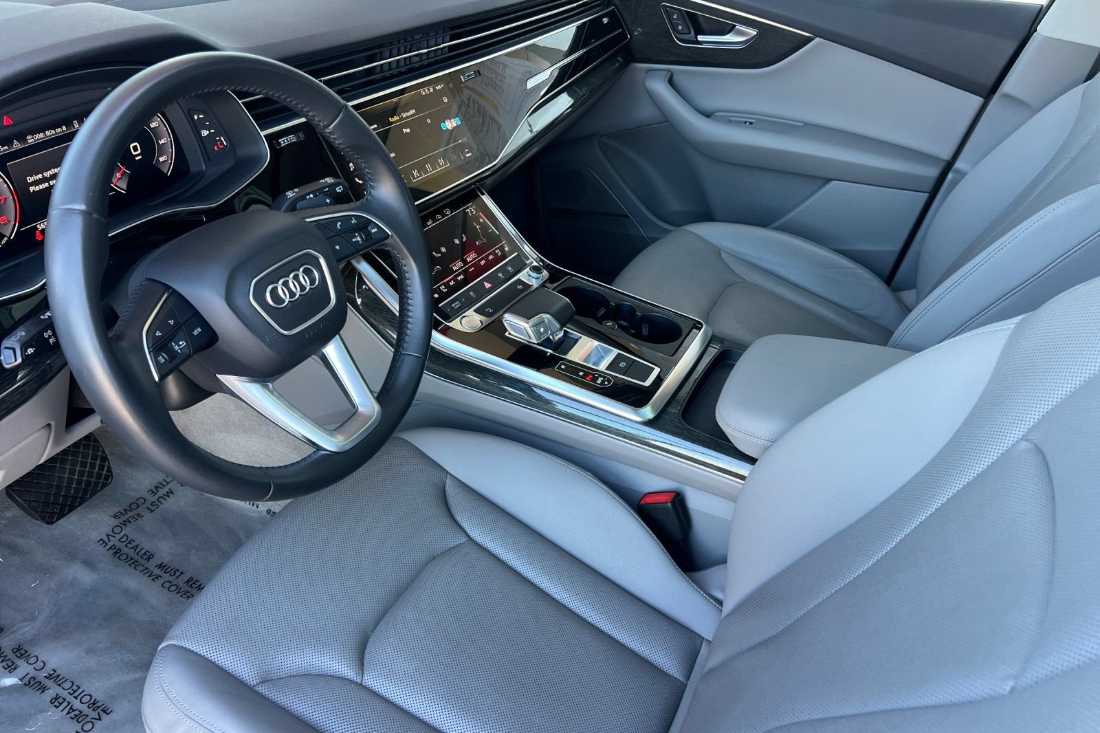 Used 2020 Audi Q7 2.0T Premium Plus w/ Premium Plus Package AWD/4WD image 11