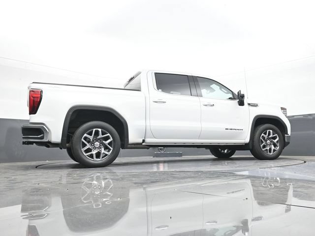 Used 2023 GMC Sierra 1500 SLT w/ SLT Convenience Package AWD/4WD image 54