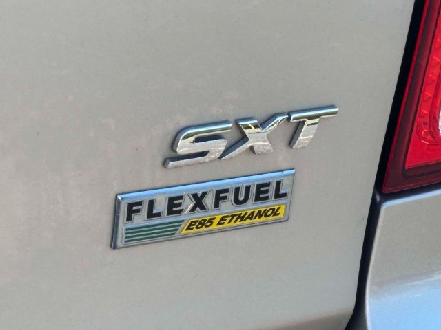 Used 2016 Dodge Grand Caravan SXT FWD image 39