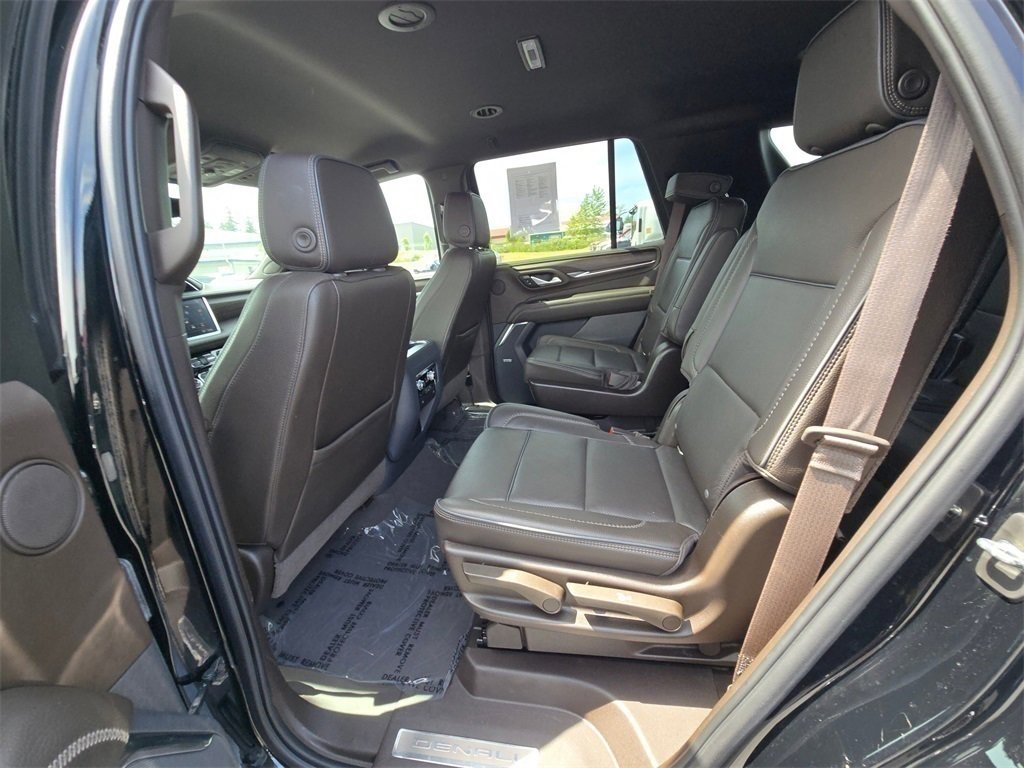 Used 2021 GMC Yukon Denali image 13